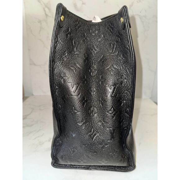 OnTheGo MM Monogram Empreinte Leather | LOUIS VUITTON ® LV On The Go Empreinte Tote - Like New
